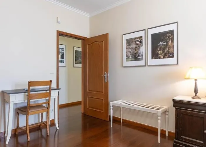 Vila Portugal Active Lima River